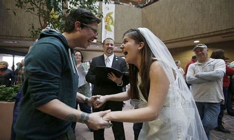 utah gay marriage is allowed to continue as jubilant couples tie the knot daily mail online