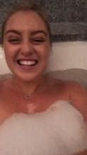 Iskra Lawrence Flashes Boob In The Bathroom While She Was Live On