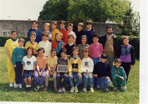 Photo De Classe Cm2 De 1992 Ecole Primaire Soullans Copains Davant