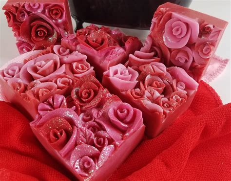 Trending Now Sweetheart Soap Bars Pink Rose Soap Favor Red Etsy