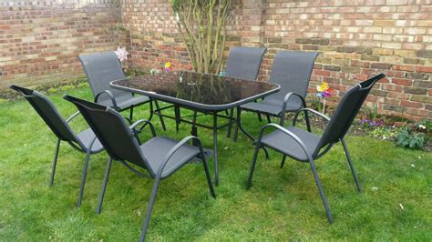 Patio Garden Glass Top Table With 6 Chairs And Umbrella Holder Set In