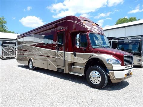 Check Out This 2018 Dynamax Corp Dx3 37ts Listing In
