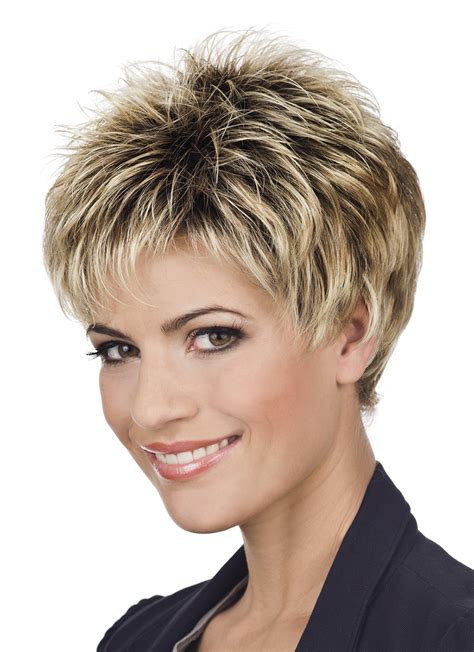 This is a great short haircut for women with heart shaped faces because it balances off the facial shape. Short haircuts with volume | Hair Style and Color for Woman