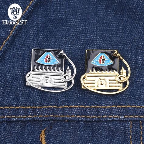 Wholesale 10pcs Lot Heart Enamel Pins Badges Brooches For Men Women Garment Accessories Medical