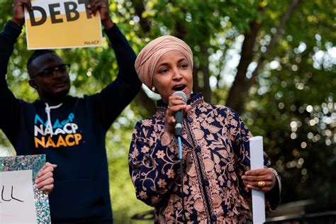 Ilhan Omar Ekes Out Surprisingly Tight Us House Primary Win
