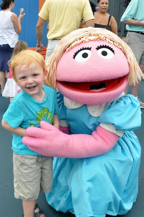 Barefoot, muppet, pbs, pink, prairie dawn, sesame street. Sesame Place - August 2012