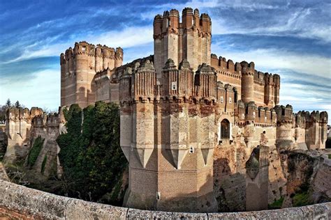 Descubre En Coche Los 6 Mejores Castillos De España