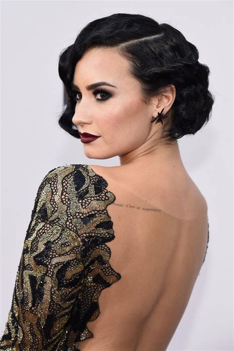 Pin For Later Demi Lovato Shows Off Her Amazing Body On The 2015