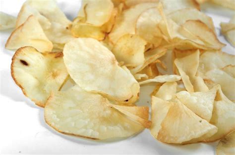 For you a true cassava chips fan. Enak Sih, Sayangnya Keripik Singkong Berbahaya Bagi Kesehatan