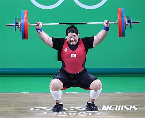 원 미닛, 원 스포츠 | 역도. 역도 이희솔, 아쉬운 5위…北 김국향은 은메달 - 조선닷컴 ...