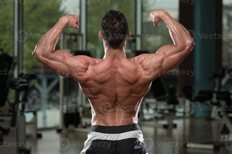 discover more than 143 bodybuilder bicep pose best vn