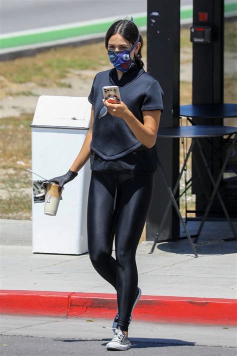 Eiza Gonzalez Showed Ooff Her Sexy Ass In Tight Leggings 18 Photos