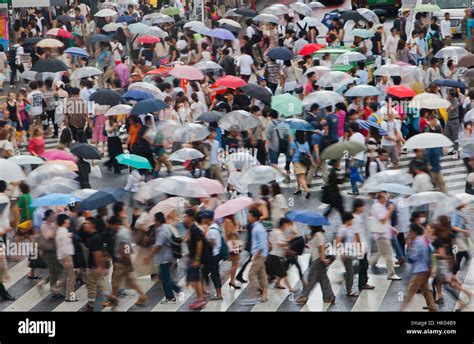 Crowd Crowded Rush Hour Overpopulation Crosswalk Hachiko Square Shibuya Tokyo City Japan