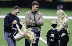 brees drew tom brady family game after dill butch children postgame brittany saints 2021 playoff