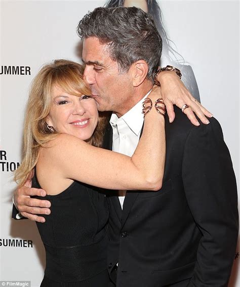 Ramona Singer Calls Off Divorce And Enters Into Therapy With Cheating