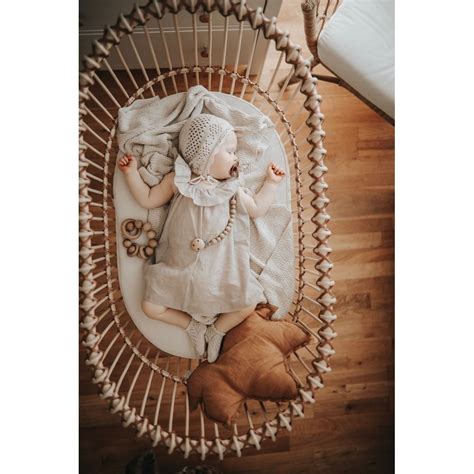 Bermbach Handcrafted Baby Crib Lola Rattan Barnarúm Lola Rattan La