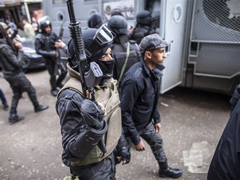 Isis Attacca Polizia Egitto 8 Morti A Sud Del Cairo
