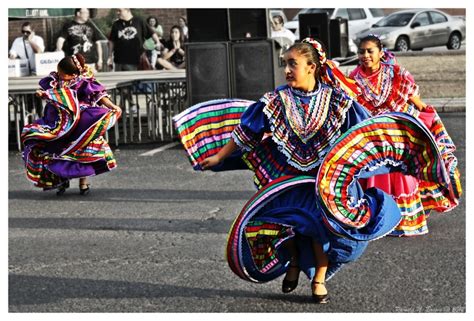 folklorico dancers dancer color the originals