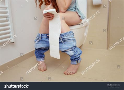 Redhead Girls Toilet Cam Porno Photo