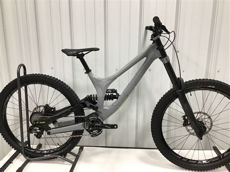 2019 Specialized Demo 8 Aluminum Mountain Bike Medium 275″ Sram