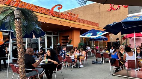 Restaurants Reopen At Roosevelt Field Mall In Garden City Newsday