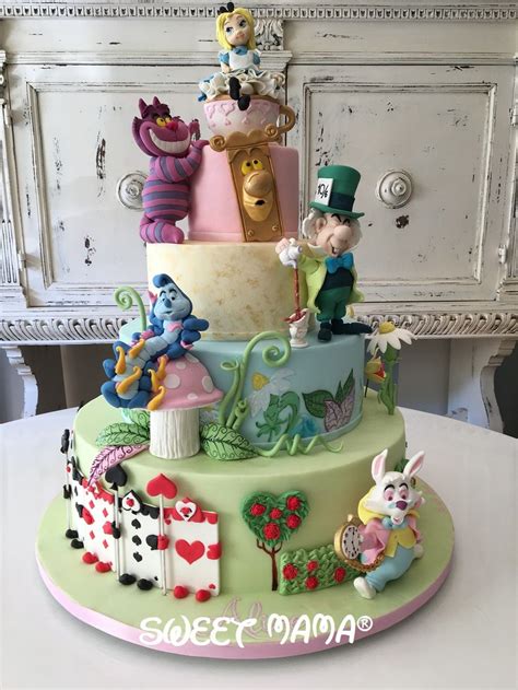 Alice In Wonderland Themed Christening Cake Torta A Tema Alice By