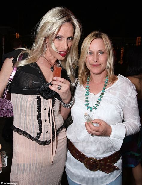 Patricia Arquette Dreamt About Her Late Sister Alexis Daily Mail Online