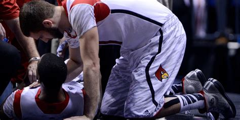 Kevin Wares Leg Surgery Is Successful Louisville Says