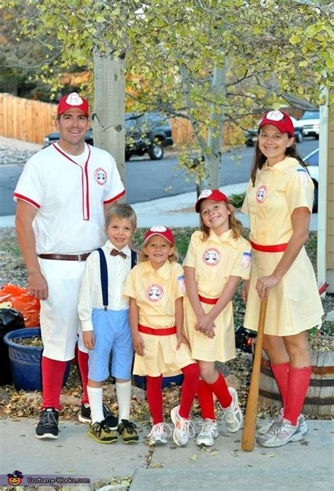 Are you looking for the best matching group halloween costumes to wear to this year's halloween party? Rockford Peaches - Halloween Costume Contest at Costume-Works.com | Halloween costume contest ...