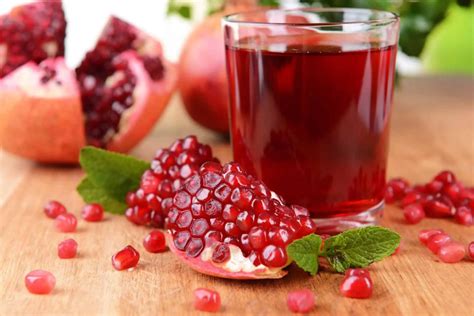 15 amazing health benefits of pomegranate juice for men