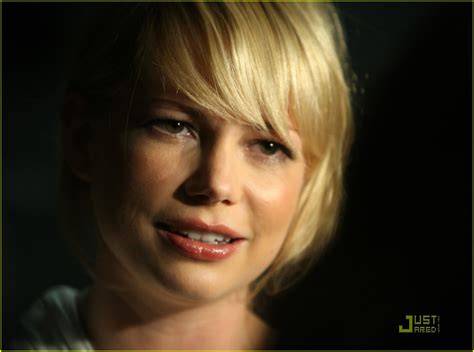 Michelle Williams Loves The Draping Effect Photo 1483381 Michelle