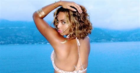 Beyonce S Sexiest Bikini Pictures Popsugar Celebrity