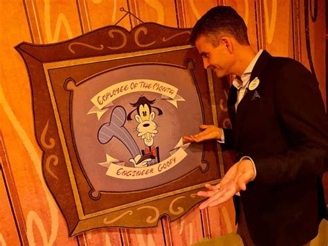 Goofy Wins Employee Of The Month A Behind The Scenes Look At Mickey