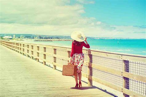 Top 10 Tips For Women Travelling Alone Huffpost News