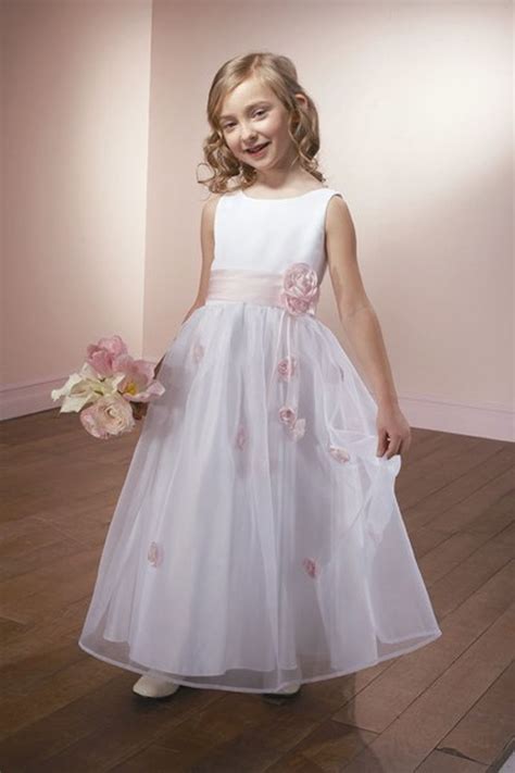 However, you can never go wrong with a sweet and shaggy ballerina bun complemented by a white satin bow. Cute bridesmaid dresses for little girls ideas 70 ...