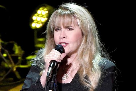 How Stevie Nicks Learned to 'Stuff' Poetry Into Songs
