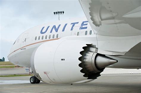 United Airlines To Furlough 2850 Pilots