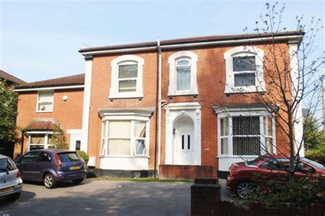 Apartment rent in southampton has increased by 6.6% in the past year. Swift Road Southampton 1 bedroom Flat to rent SO19