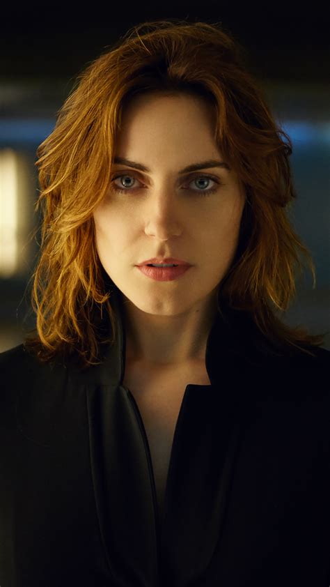 X X Antje Traue Celebrities Girls Hd Actress For Iphone Wallpaper