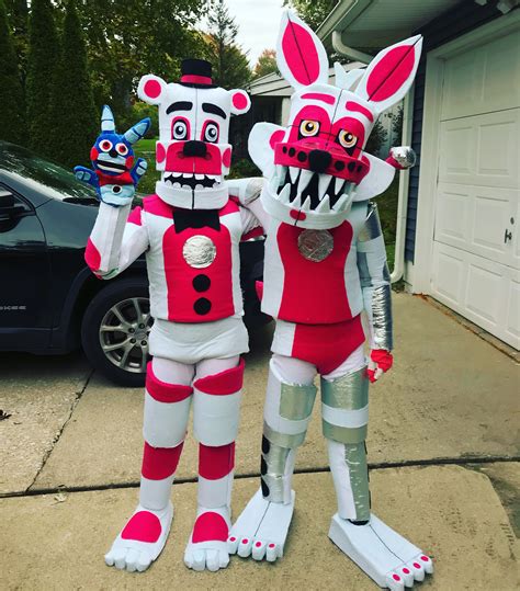 Funtime Foxy Costumes 🔥tezzy Arts She Just Needs Wires And Shell