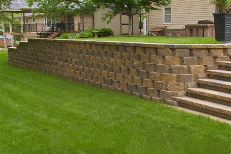 The 4 Top Benefits Of Using Retaining Walls In Your Landscaping Space