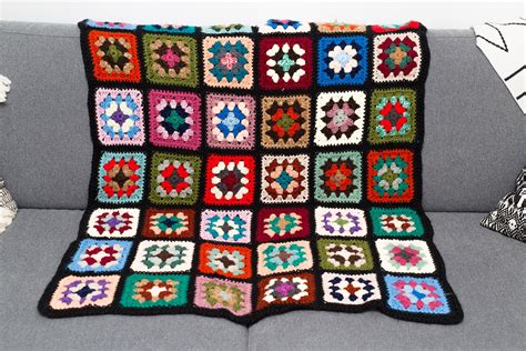 Vintage Knitted Throw Crochet Rosette Granny Square Afghan