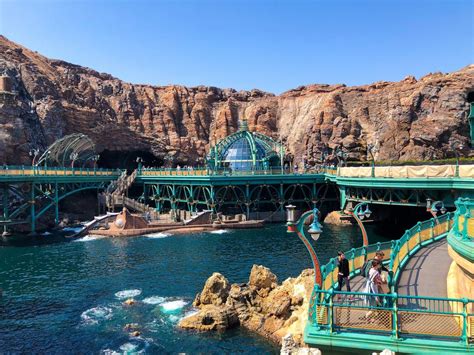 The Ultimate Guide To Your First Visit At Tokyo Disneysea The Creative Adventurer Tokyo Disney