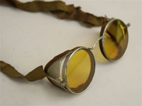 Antique Amber Universal Willson Service Goggles Steampunk Safety Glasses W Case Ebay