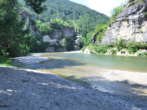 10 Spots De Baignade Dans Les Gorges Du Tarn