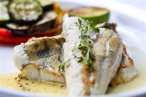 Filet de Sandre au Perlé de Groseille