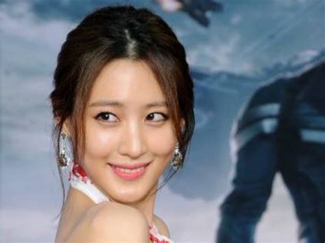 Claudia Kim Measurements Bio Age Weight And Height