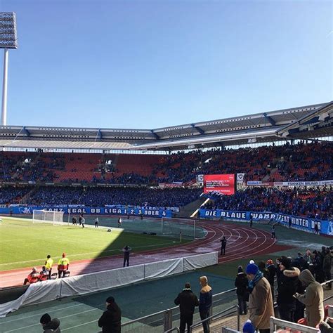 Tsv 1860 münchen, würzburger kickers, 2. Blaue Invasion im Max-Morlock-Stadion. Der TSV 1860 ...