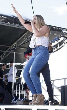 Pin On Lauren Alaina Has Amazing Body And No Tattoos
