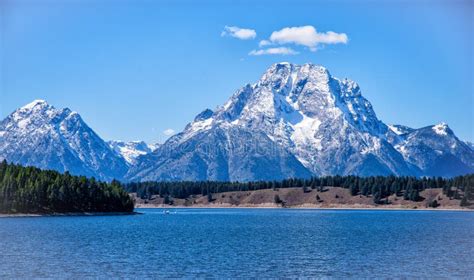 Mt Moran And Jackson Lake Stock Image Image Of Background 101252235